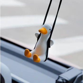 Gipso Mielas Anime Car Accessories Sūpynės Antis Pakabukas Auto Galinio Vaizdo Veidrodis Papuošalai Gimtadienio Dovana Auto Decoraction Automobilių Kvepalų